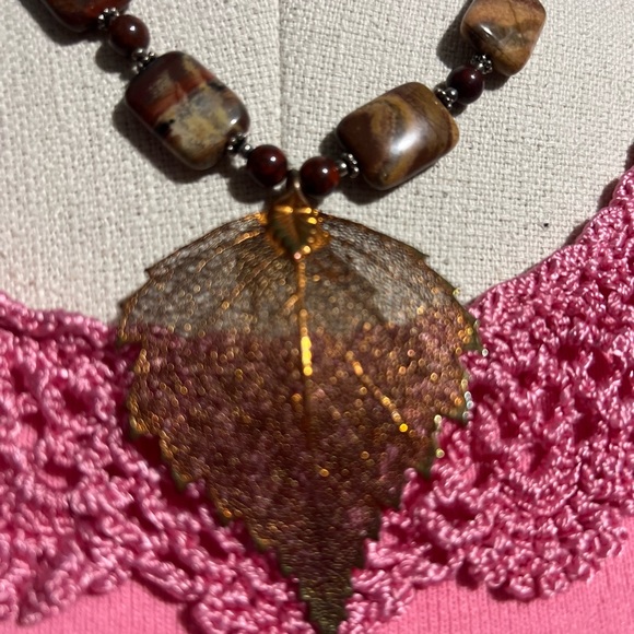 Gold Leaf Pendant on genuine jasperStones necklace. - Picture 3 of 8